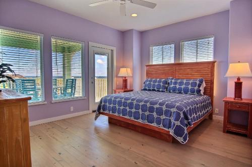Port Aransas Escapes - Gulfwaters Beachfront Resort 101 - image 10