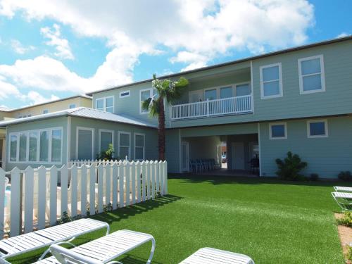 Port Aransas Escapes - Beach Club Clubhouse 4 - image 4