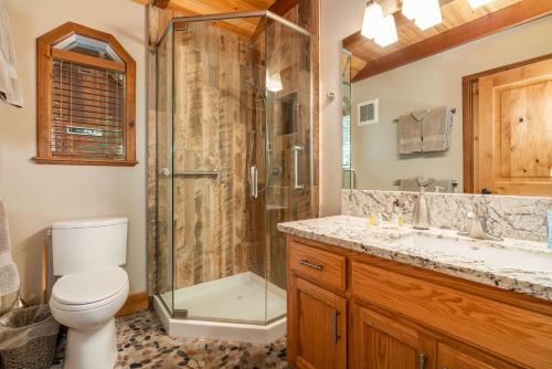 Creekside Cabin on St Bernard by Tahoe Mountain Properties - image 7