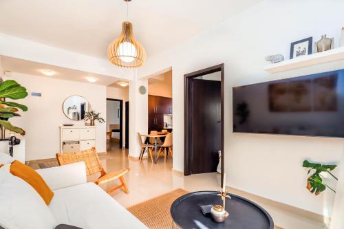  Traveler Home Next to Center in Thessaloniki
