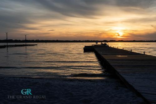 The Grand Regal Resort Wilmington