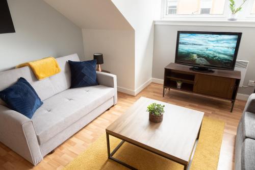 Picture of Modern Merchant City Apartment By George Square