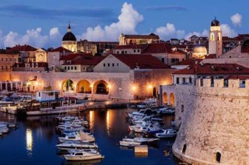 Apartment Klaic - Magic sea view