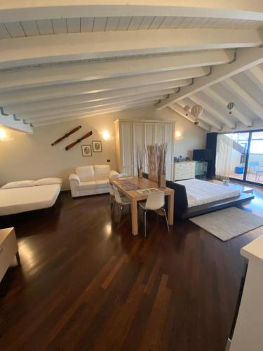 Molino Apartments 2