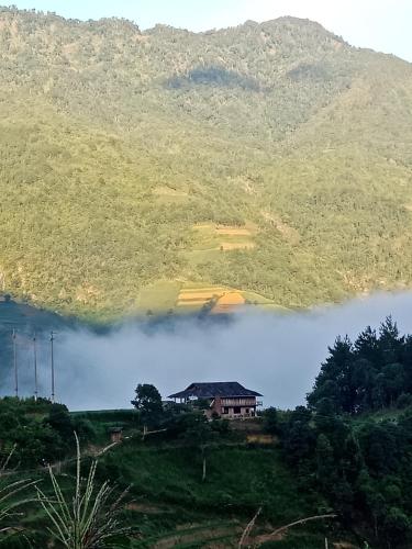 Mu Cang Chai Big view homestay