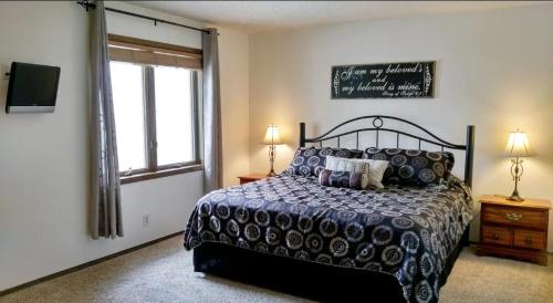 Exceptional Vacation Home in Avon condo - image 2