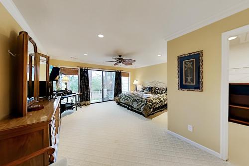 Exceptional Vacation Home in Hilton Head villa - image 7