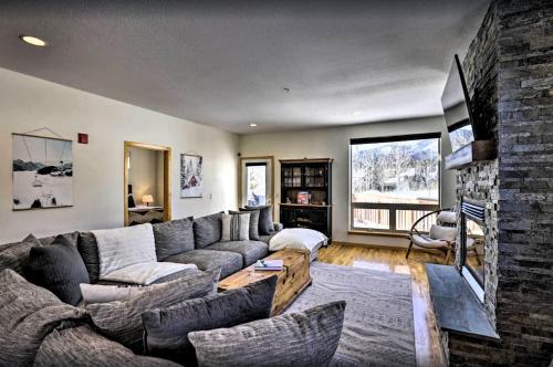 Exceptional Vacation Home in Silverthorne townhouse - image 9