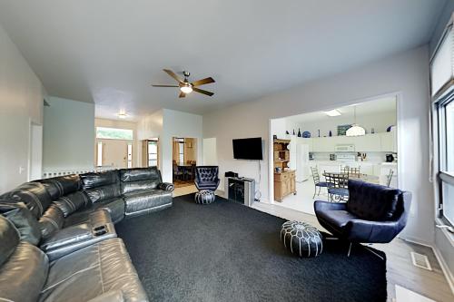 Exceptional Vacation Home in Lake Lure home - image 3