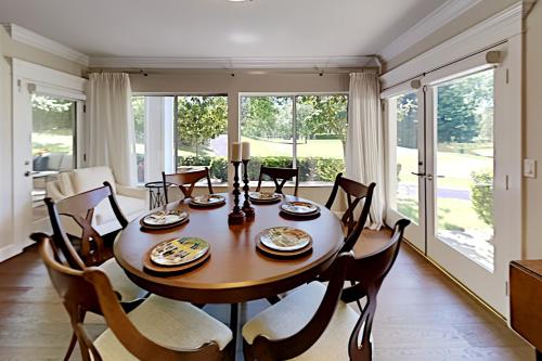 Exceptional Vacation Home in NAPA home - image 6