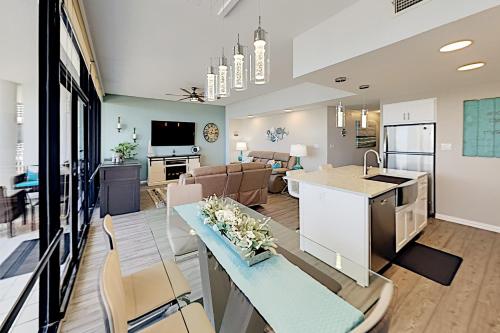 Gulf & Gather - Heated Pools Tennis Beach Access condo - image 5
