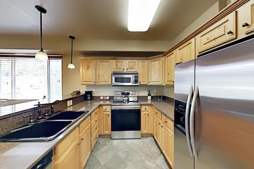 Exceptional Vacation Home in Park City condo - image 7