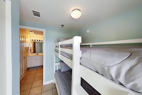 Exceptional Vacation Home in Panama City condo - image 9
