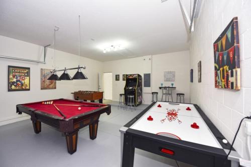 4 Bedroom Games Pool In Solterra Resort home - image 9