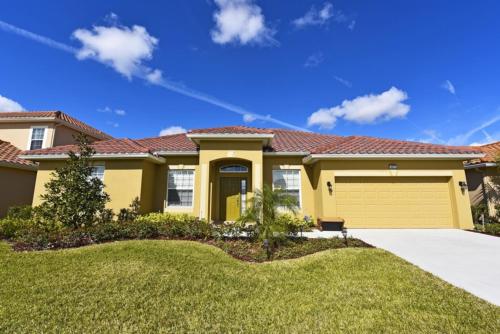 4 Bedroom Games Pool In Solterra Resort home - image 10