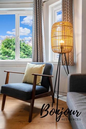 West End 2BR-1BA - Free Parking by Bonjour Residences Edinburgh