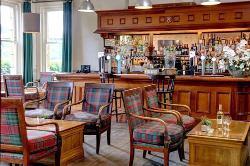 Best Western Limpley Stoke Hotel - image 8