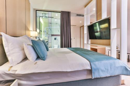 Hotel Square by Aycon - image 12