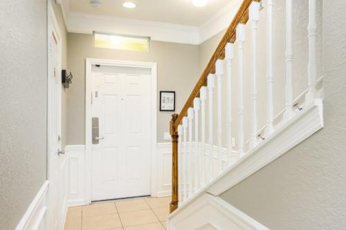 NEW GORGEOUS Townhome - CDC COMPLIANT home - image 10