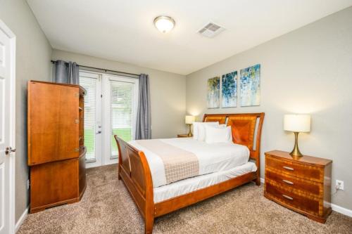 NEW GORGEOUS Townhome - CDC COMPLIANT home - image 11