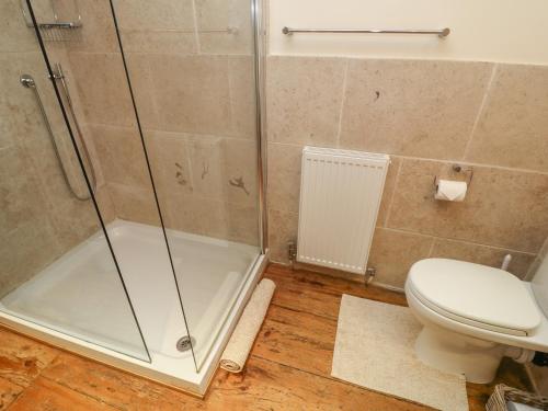 2 Storrs Cottages Carnforth - image 10