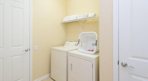 Premium Lake View Condo Pet Friendly condo - main image