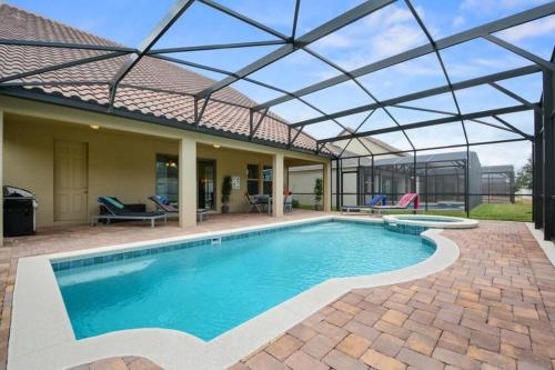 5 Bed Private Pool Home 10 Min From Disney condo - main image