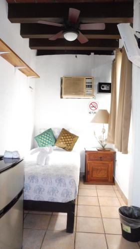 1 twin bed