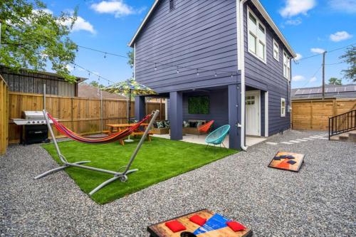 Mid-Century Mod-Pad @ East Downtown