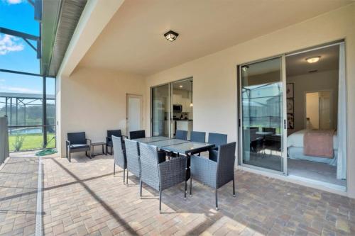 Superior Villa image 10