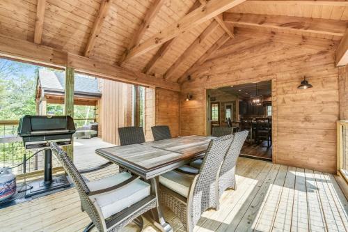 Four-Bedroom Holiday Home image 8
