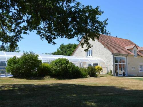 Gîte Bouesse, 7 pièces, 14 personnes - FR-1-591-9 - Location saisonnière - Bouesse