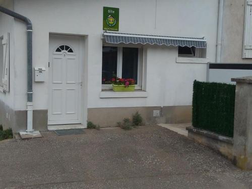 Holiday Home (2 adults)