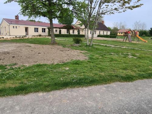 Chalet Luçay-le-Mâle, 3 pièces, 6 personnes - FR-1-591-306 gîte à louer L'Allemandière