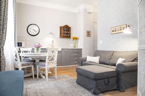 HOUSEHOST Apartment :Zacisze Street, Cracovia