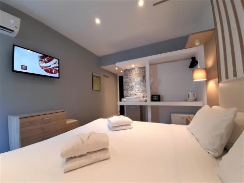 Elite Hotel - image 2