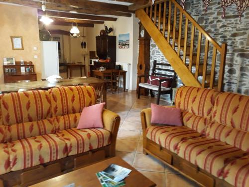 Gîte Castelnau-Pégayrols 4 pièces 6 personnes - FR-1-601-229 - image 9
