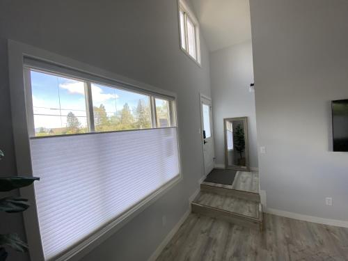 4th Street home - image 3