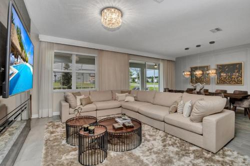 9 Bedroom Champions Gate Home villa - image 11