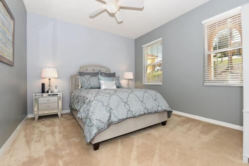 Wonderful 7-Bed Solterra Resort with Pool & Spa home - image 11