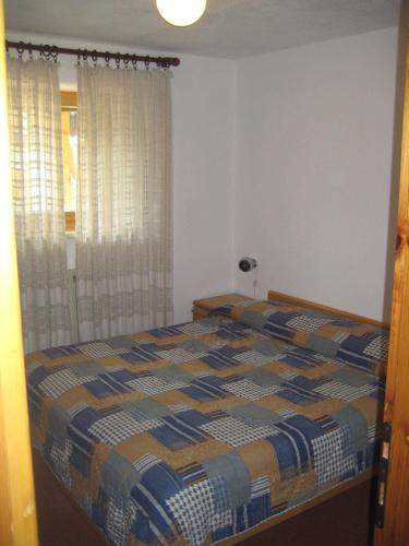 Appartamenti Decrestina