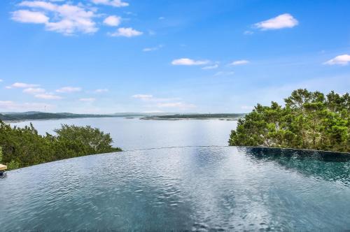 THE ABOVE LAGO CASTILLE ON LAKE TRAVIS home - image 12