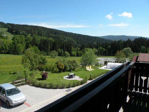 สวน, Hotel Lesni dum in แจนสเก ลาซเน