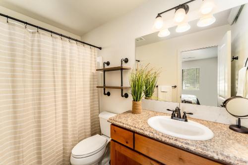 Serenity in the Rockies townhouse - image 12