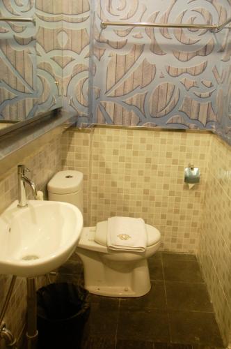 Gandhi Inn - image 4