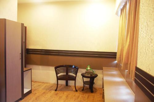 Deluxe Double Room image 5