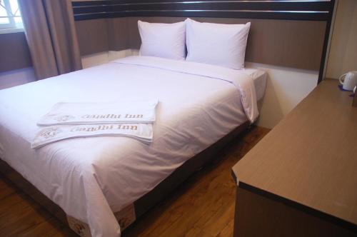 Superior Double Room image 3