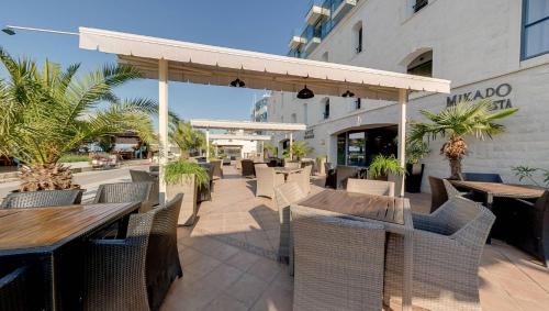 Hotel Antik - image 8