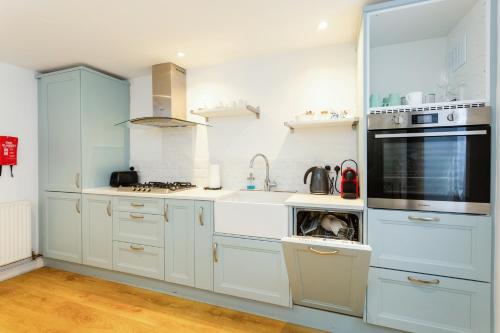 10 Grove St - Bath Holiday Suites 4