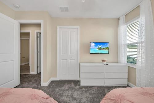 Storey Lake 9 Bed Game Room & Pool home
